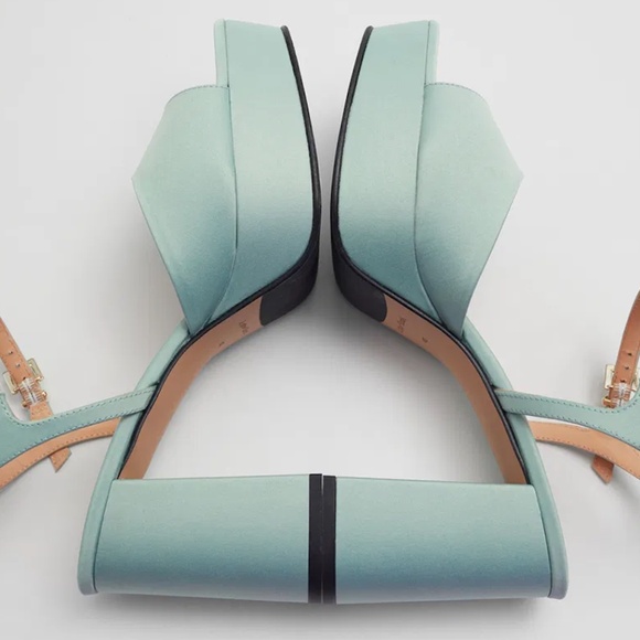 & OTHER STORIES Platform Heeled Sandals - Picture 3 of 4